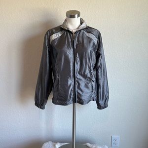 threehearts Women's gray zipper windbreaker size M jacket